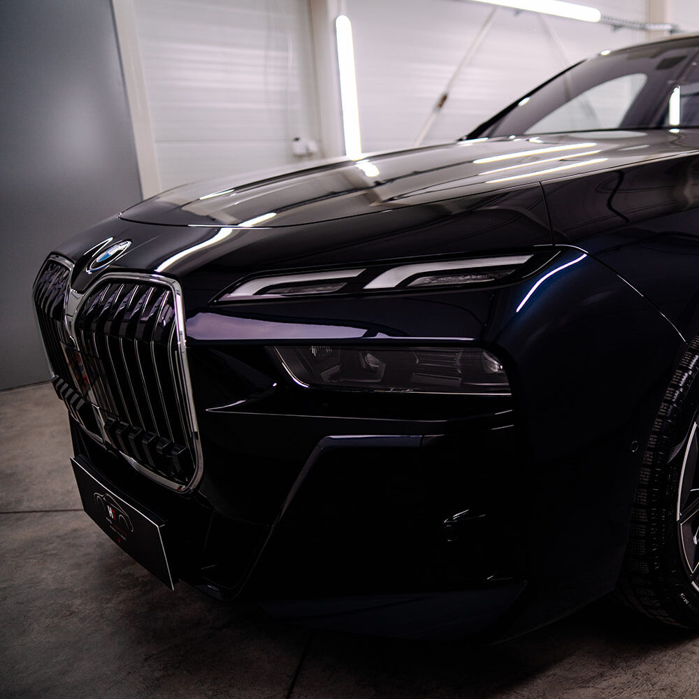 BMW 750e