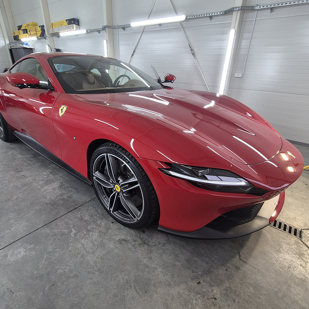 Ferrari Roma
